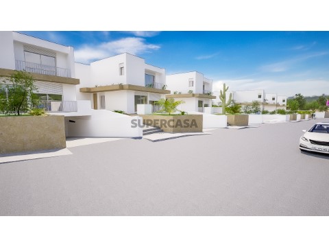 Moradia, A Casa das Casas