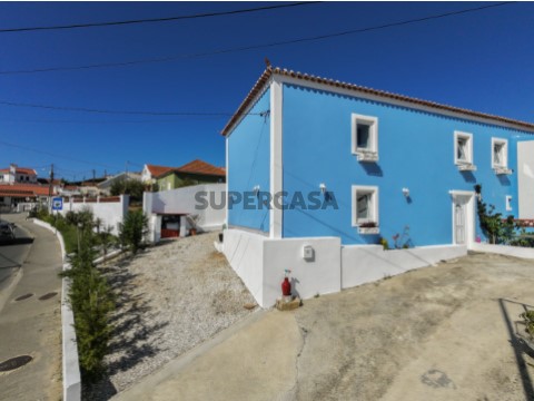 Moradia, A Casa das Casas