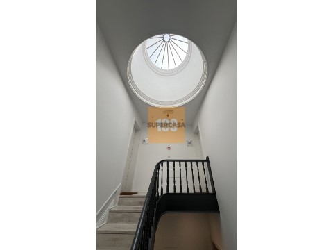 escada interior
