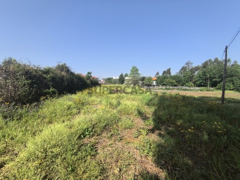Terreno em Durrães e Tregosa, Barcelos
