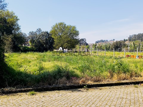 Terreno em Durrães e Tregosa, Barcelos