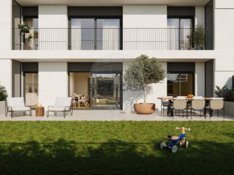 Apartamento T3 em Santo António dos Cavaleiros e Frielas, Loures