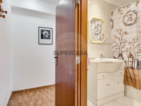 Apartamento T3 em Charneca de Caparica e Sobreda, Almada