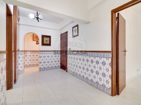 Apartamento T3 no Seixal, Seixal