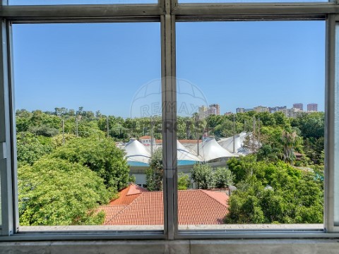 Apartamento T2 em São Domingos de Benfica, Lisboa