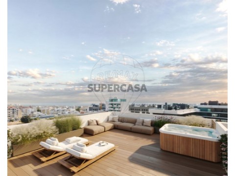 Apartamento T3 em Faro (Sé e São Pedro), Faro