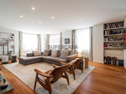 Apartamento T5 em Campo de Ourique, Lisboa