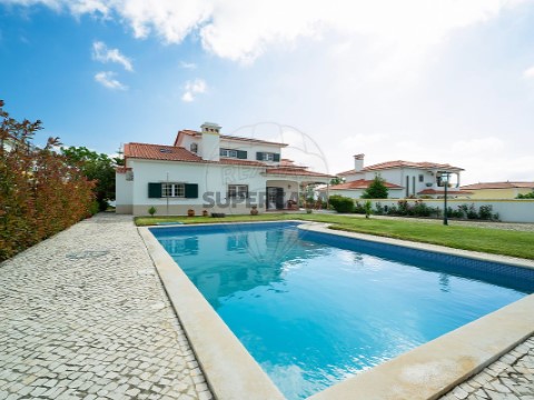 Moradia T5 em São João Baptista e Santa Maria dos Olivais, Tomar