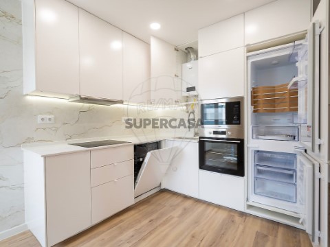 Apartamento T3 em Algés, Linda-a-Velha e Cruz Quebrada-Dafundo, Oeiras