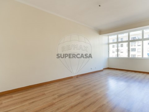 Apartamento T3 em Oeiras e São Julião da Barra, Paço de Arcos e Caxias, Oeiras