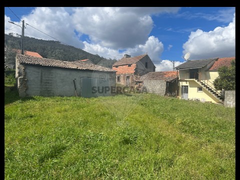 Moradia T4 em Maçãs de Dona Maria, Alvaiázere