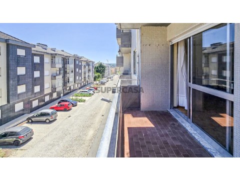 Apartamento T3 em Lamego (Almacave e Sé), Lamego