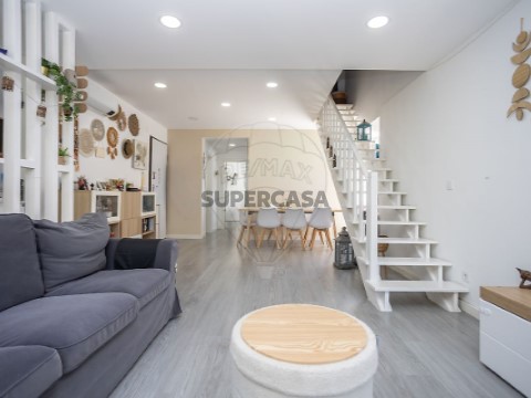 Apartamento T2 em Almada, Cova da Piedade, Pragal e Cacilhas, Almada