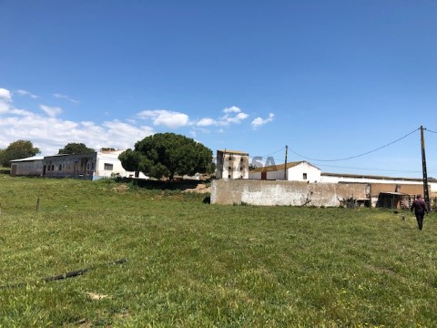 Terreno para cultivo e construções turísticas ou rurais