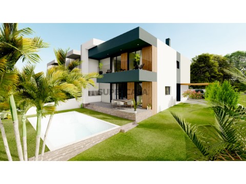 4 Bedroom House with Pool in Alvor