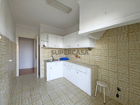 Vianaazul - Apartamento com cave, anexo e logradouro, Darque, Viana do Castelo -