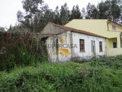 Casa para recuperar - São Martinho do Bispo - Coimbra