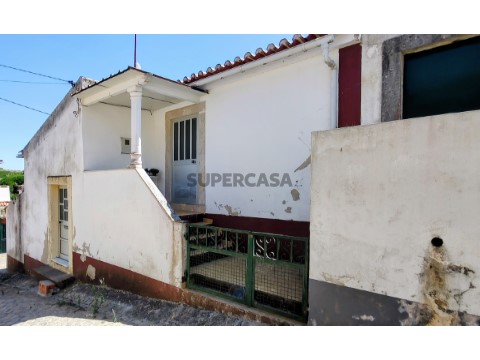 M3 terraço, churrasqueira. Runa.T. Vedras