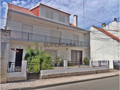 Moradia M5-Alpiarça