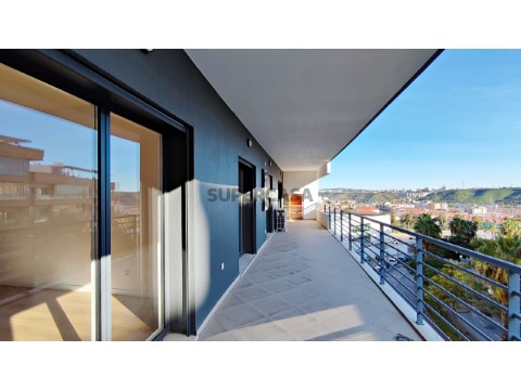 Excelente apartamento muito luminoso todo equipado em Odivelas nas Colinas do Cruzeiro