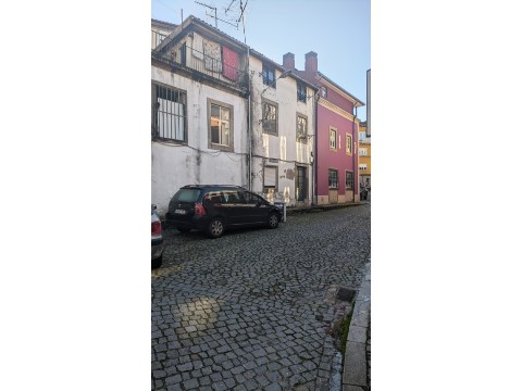 Prédio na Rua do Burgo, São Vicente