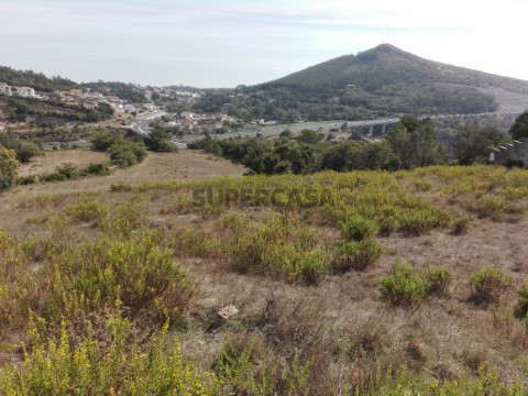Terreno em Lousa, Loures