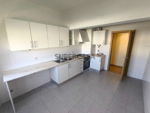 Apartamento T2 - Rio Maior