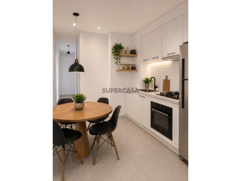 Apartamento T0, Centro de Turquel
