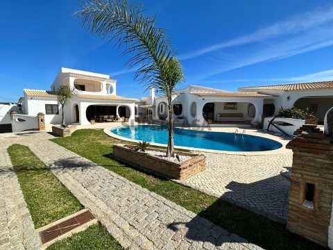 Moradia T4 em Algoz, Silves