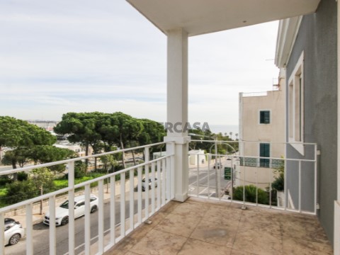 Apartamento T3 no Estoril