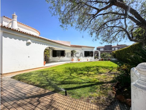 Moradia V4 c/ anexo - Montenegro, Faro ERA IMOBILIÁRIA