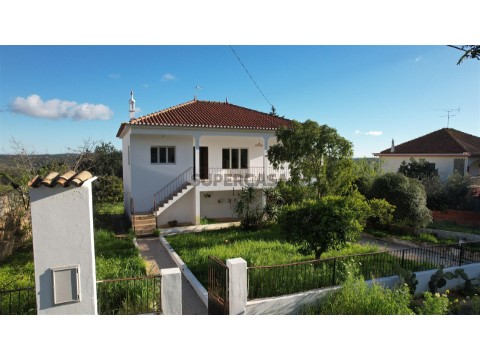 Moradia T3 em Benafim-10
