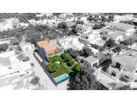 Moradia Isolada T3 com Jardim Olhão, Pechão- ERA Faro Imobiliária