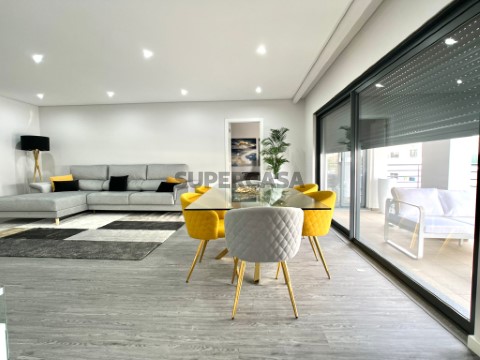 Apartamento T3 Novo numa Zona Tranquila de Olhão