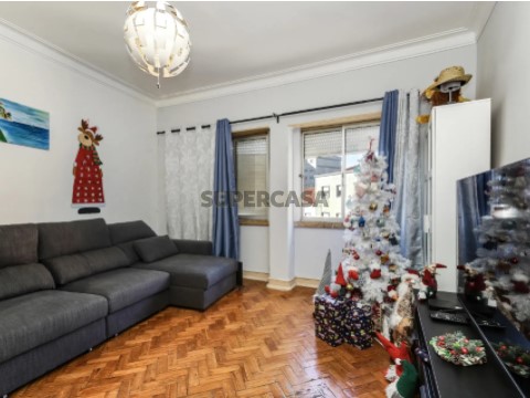 Apartamento T2 em Queluz, Sintra