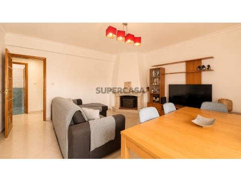 Apartamento T2 em Cacém e São Marcos, Sintra