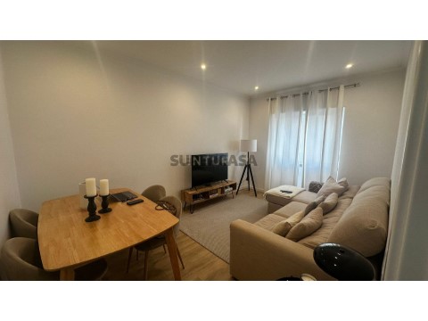 Apartamento T2 em Águas Livres, Amadora