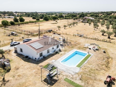 Quinta Rural T3 em Bacelo e Senhora da Saúde, Évora com Piscina, Jardim