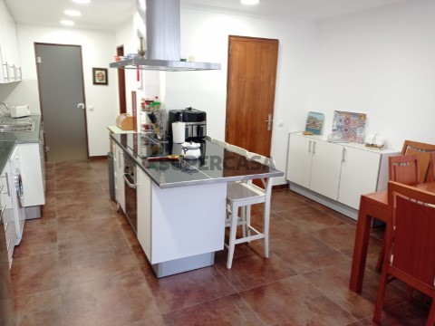 Apartamento - Av. do Brasil