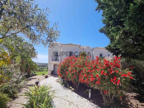 Moradia T2 para venda no Vale da Pinta Golf Resort - Lagoa