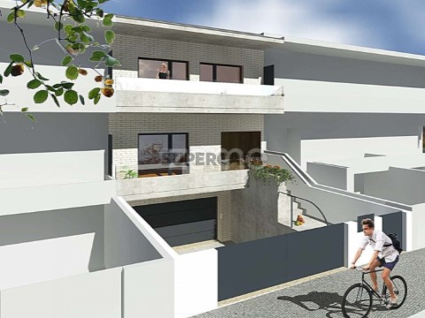 Parqueamento/Garagem