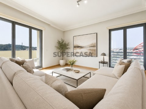 Penthouse T6 em São Domingos de Benfica, Lisboa