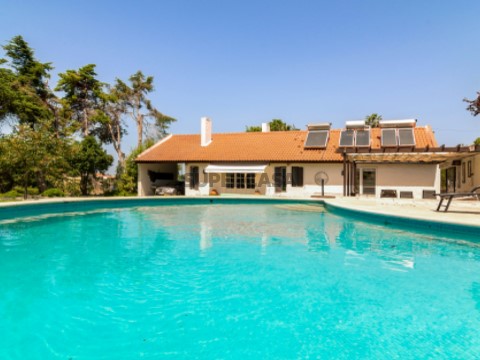 Moradia T7 Serra da Arrábida piscina