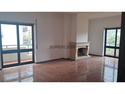 Apartamento T4 em Pombal, Pombal