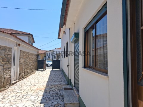 Doppelhaushälfte 3 Zimmer auf Rua Leandro Quintas Neves, Mujães