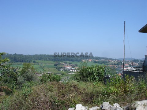 Terreno em Areias de Vilar e Encourados, Barcelos