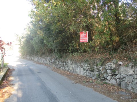 Terreno em Milhazes, Vilar de Figos e Faria, Barcelos