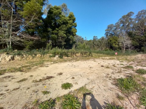 Terreno de construção em Creixomil - Barcelos