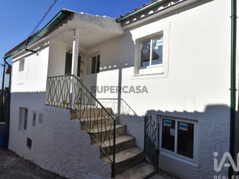 Moradia T2 em Lamas, Miranda do Corvo