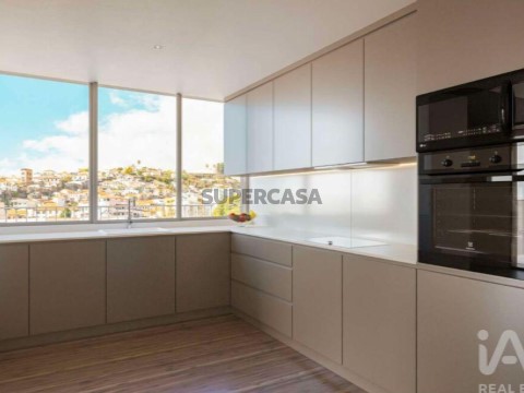 Apartamento T2 em Imaculado Coração Maria, Funchal